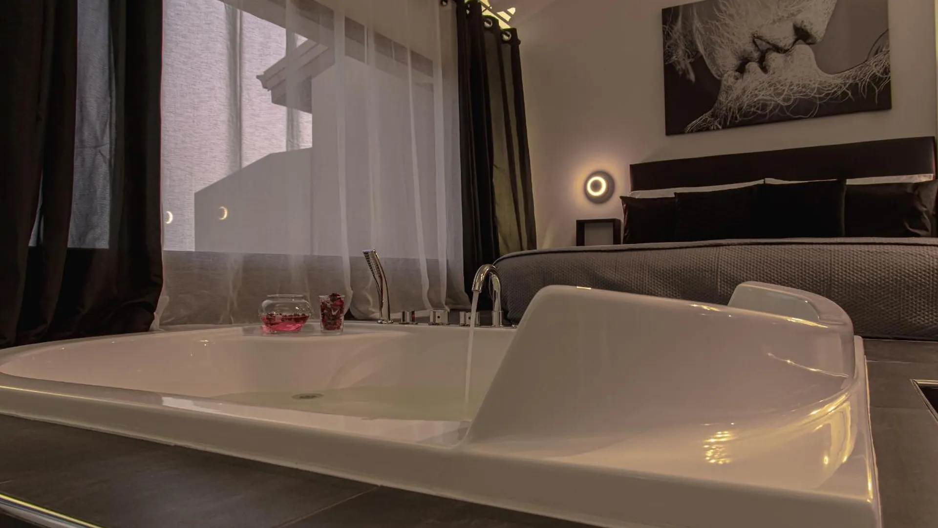 Suite 115 - Luxury Rooms Capoterra 0*,  Itália